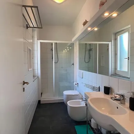 Con Vista Mare A 5 Min Dal Paradiso Del Sub 빌라 Sant'Irene-Torre Vecchia